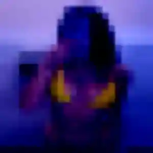Amira, 23 ans, en ligne à Saint-Pryvé-Saint-Mesmin pour une rencontre coquine