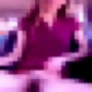 Bettina, 19 ans, en ligne à Saint-Sébastien-sur-Loire pour une rencontre coquine