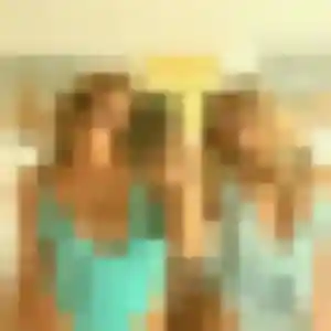 Rania, 27 ans, en ligne à Sainte-Rose pour une rencontre coquine