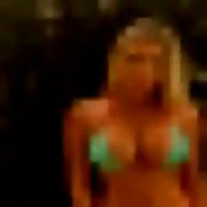 Yael, fille de 23 ans propose plan cul à Salon-de-Provence