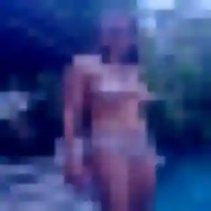 Ariane, 33 ans, dispo pour plan cul à Sarrians