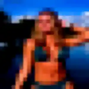 Emmanuelle, femme de 25 ans cherche plan cul à Sèvres