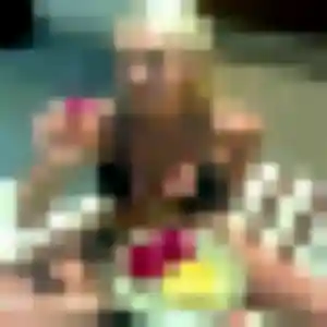 Amel, 30 ans, connectée à Thionville pour un plan cul