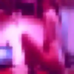 Noura, 33 ans, en ligne à Thuir pour une rencontre coquine