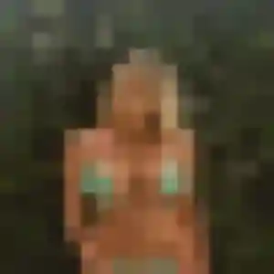 Elise, 22 ans, disponible à Trets pour une rencontre coquine