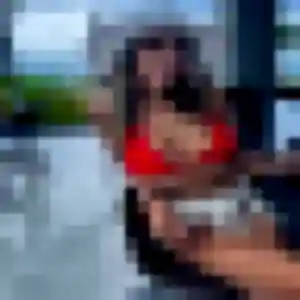 Laura, 40 ans, cherche un plan cul à Varces-Allières-et-Risset