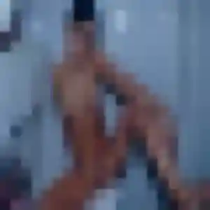 Rejoins Zephyrine, 27 ans à Vaulx-en-Velin en privé