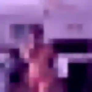 Découvre Wahiba, 23 ans à Villabé en privé