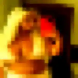 Contacte Adeline, 22 ans à Villebon-sur-Yvette gratuitement