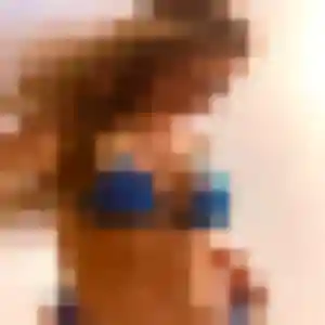 Rejoins Francine, 26 ans à Villeneuve-en-Retz en privé