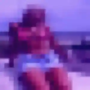Sexy Natacha, 28 ans à Vitrolles - voir sa photo