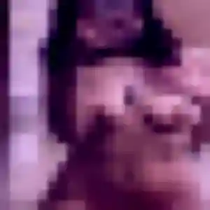 Violette, 28 ans, disponible à Wingles pour un plan cul
